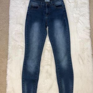 Junior's Mudd Jeans